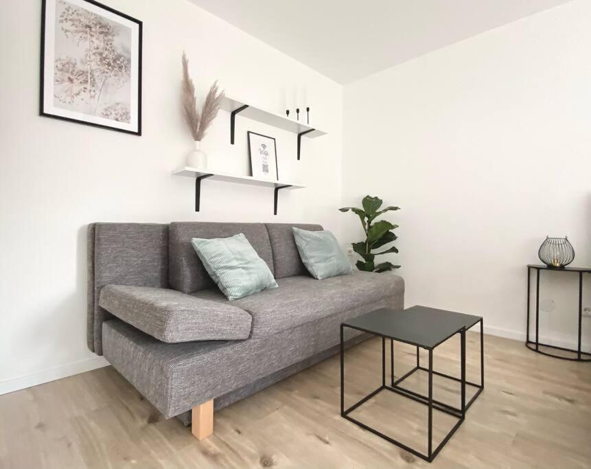 Top-apartment Mit Parkplatz Und Balkon Apartment